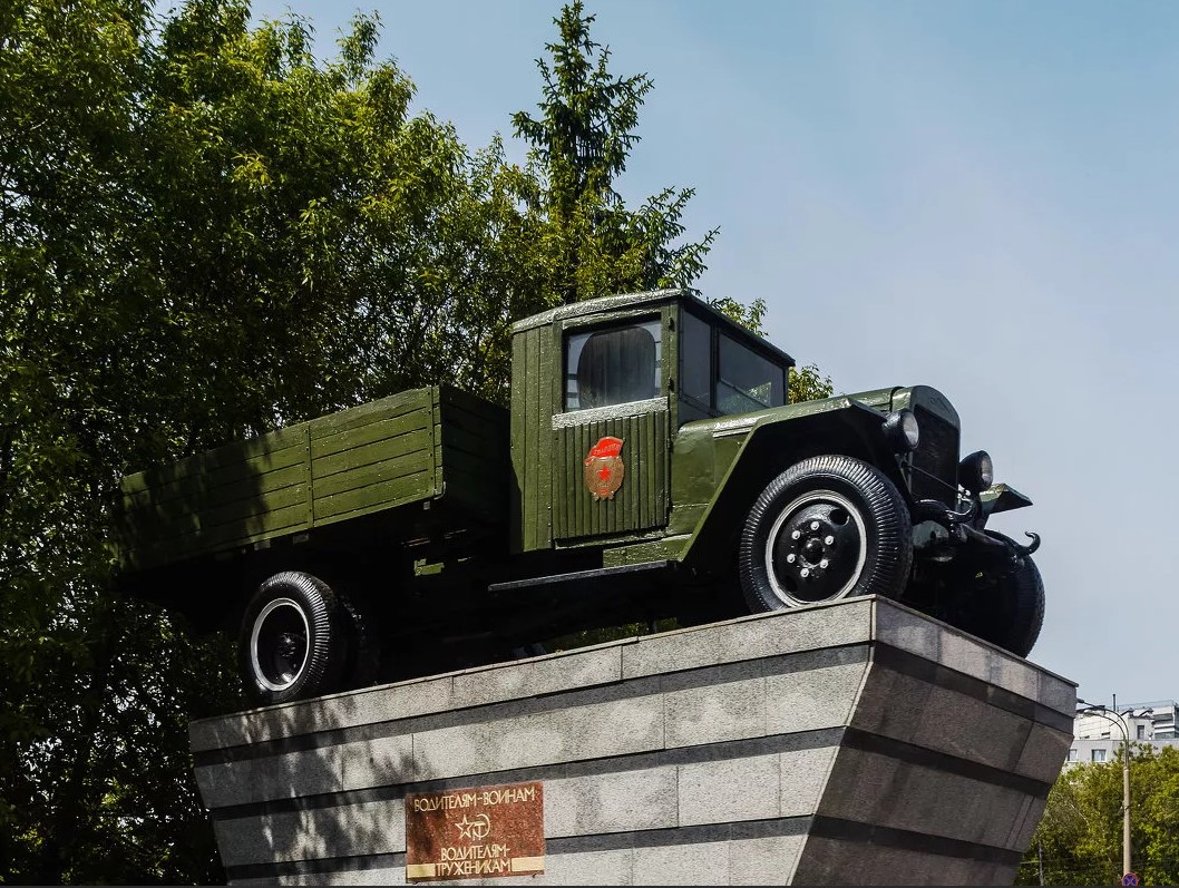 Monument to frontline drivers