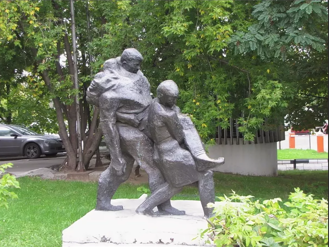 Sculpture group “Wounded Commander” dedicated to the events of the Great Patriotic War of 1941-1945.