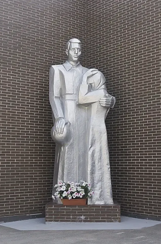 Monument to the workers of the Burevestnik factory who fell during the Great Patriotic War